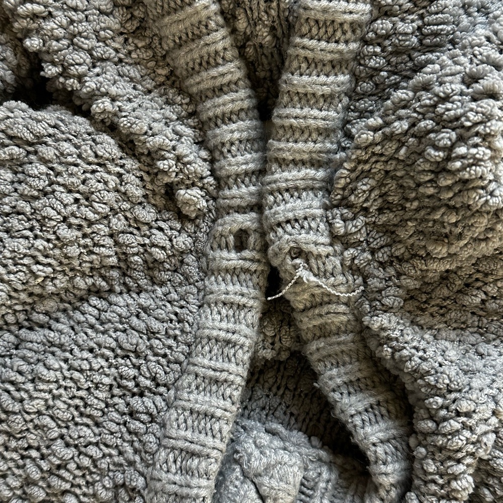 Green Tea Knit Hooded Sweater - Picture 8 of 8